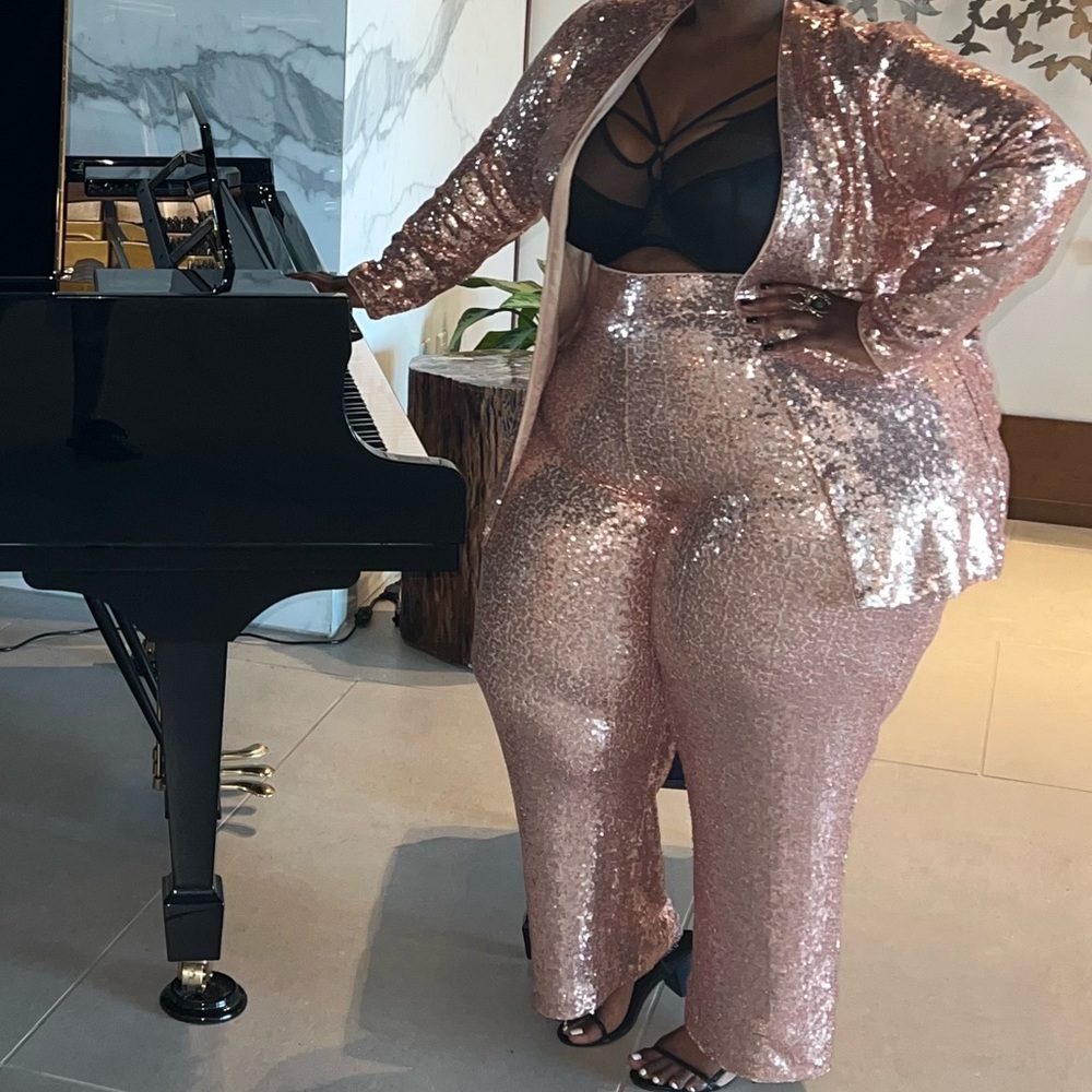 Torrid Sequins Blazer Set!